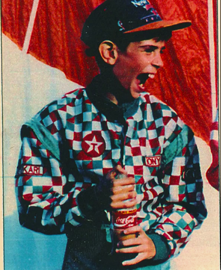 Dušan Borković sa trinaest godina je postao najmlađi nosliac ,,zlatne kacige" u istoriji Jugoslovenskog auto-moto i karting sporta.